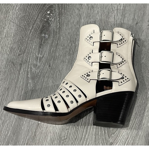Authentic Coach Phoebe Studded Buckle Bootie In Cream Chalk Womens Size 8.5 - Picture 3 of 12